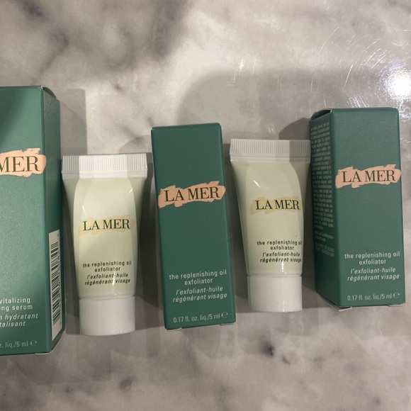 ✨LOT OF LA MER REVITALIZING HYDRATING SERUM AND REPLENISHING OIL EXFOLIATOR✨ - Picture 4 of 6